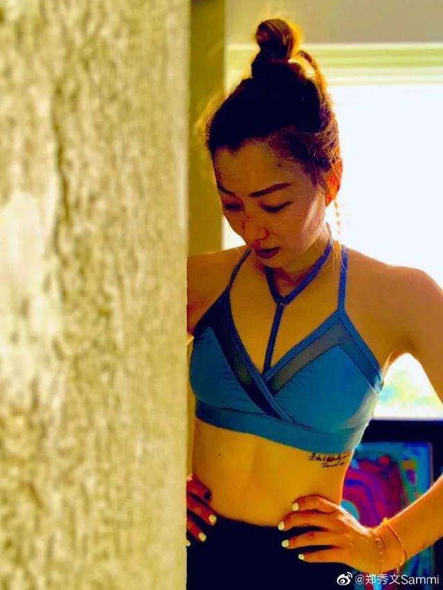 香港女歌星最新动态，璀璨新星闪耀乐坛，引领潮流风潮