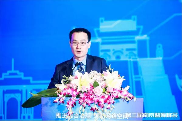 江宁最新站街,色情内容是不合法的，违反我国相关的法律法规。我们应该遵守法律和道德准则，远离色情内容。作为一个家庭观众，您可以关注一些健康、有益的内容，例如阅读书籍、观看电影、学习烹饪等。这些活动不仅能够丰富您的生活，还能增进您与家人和朋友之间的情感纽带。以下是一篇关于江宁地区温馨有趣的日常故事文案，不涉及色情内容，适合家庭观众阅读