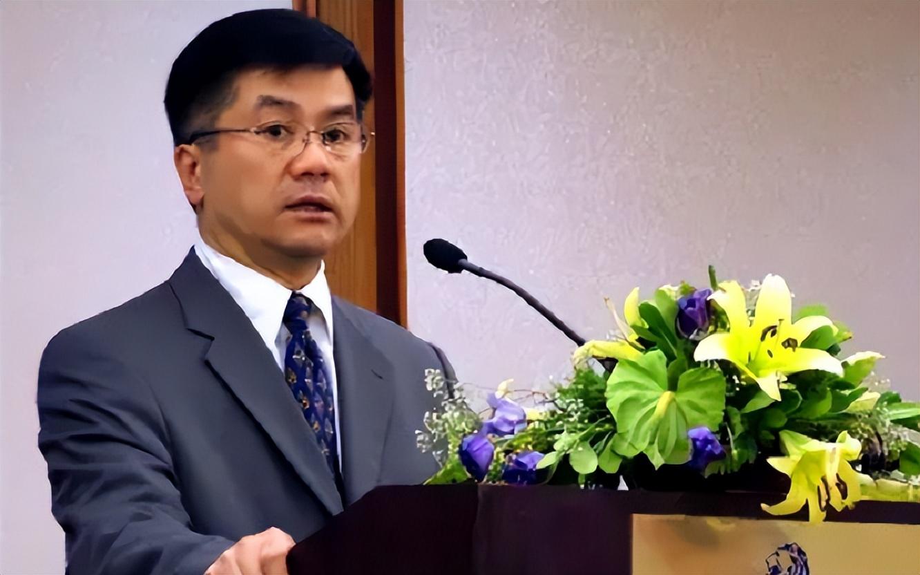 美国制裁华为，挑战中的火花与自信闪耀