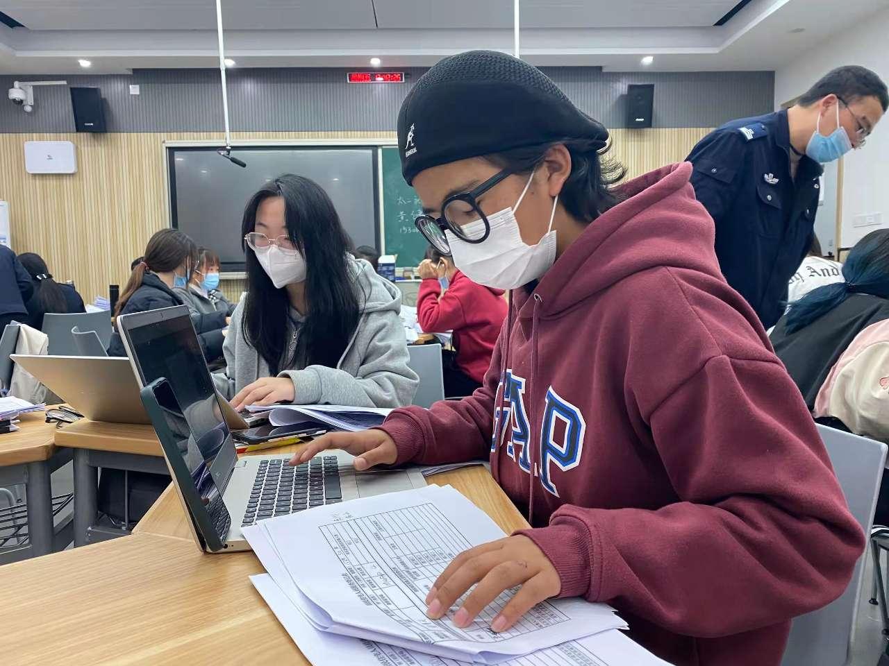 领略未来科技魅力，最新高科技产品改变生活方式重磅推出！