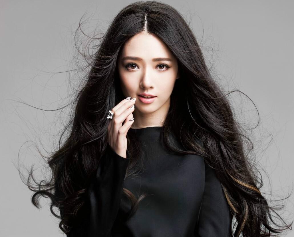 郭碧婷最新采访视频，时代之星的光芒闪耀之际