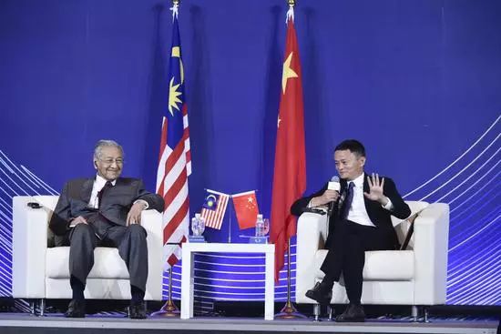 梁凯恩最新演讲，探寻内心宁静之旅，与自然对话的启示