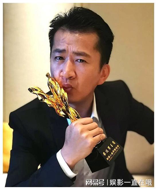 演艺之路的闪耀之星，演员方子哥传记