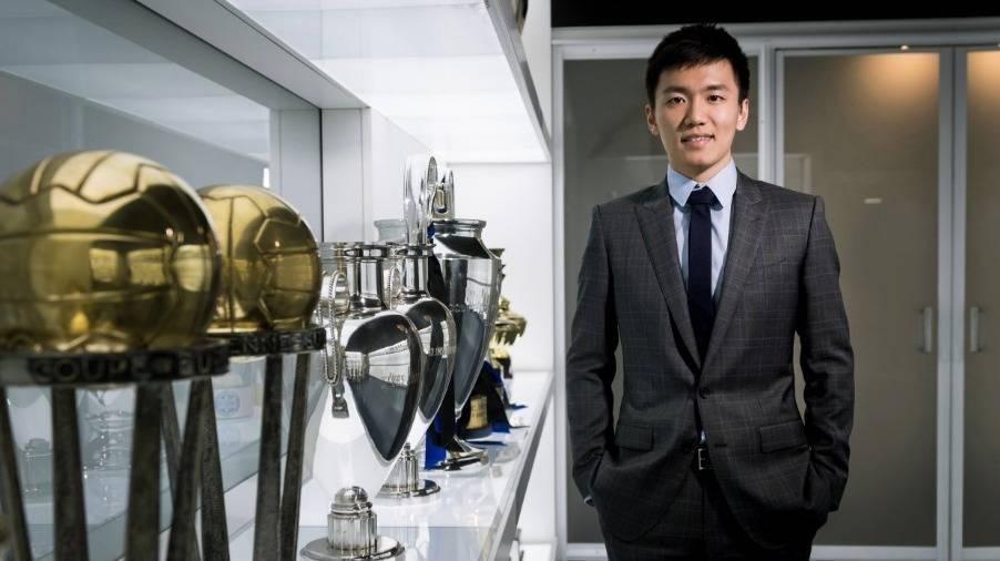 二年级足球比赛与小巷独特小店的精彩故事｜看图写话赏析