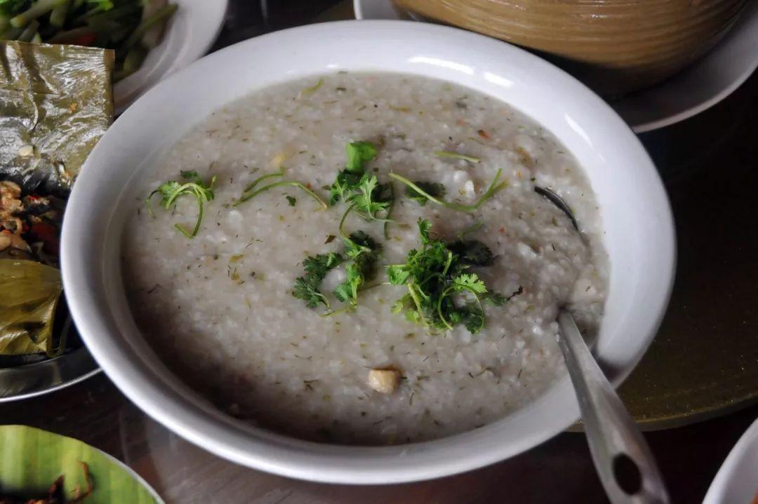 最新版Go语言探索，小巷美食秘境的奇幻之旅