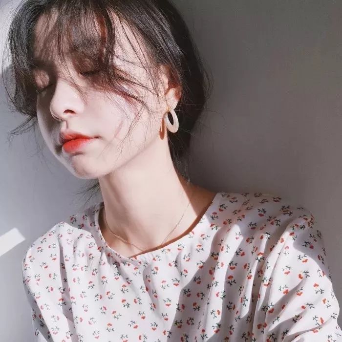 最新女头像流行趋势精选及选取指南