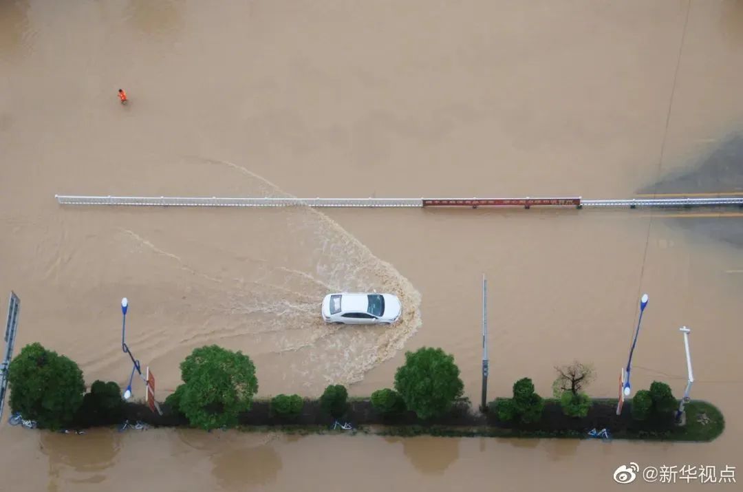 浙江暴雨最新动态，时代的印记与当代挑战