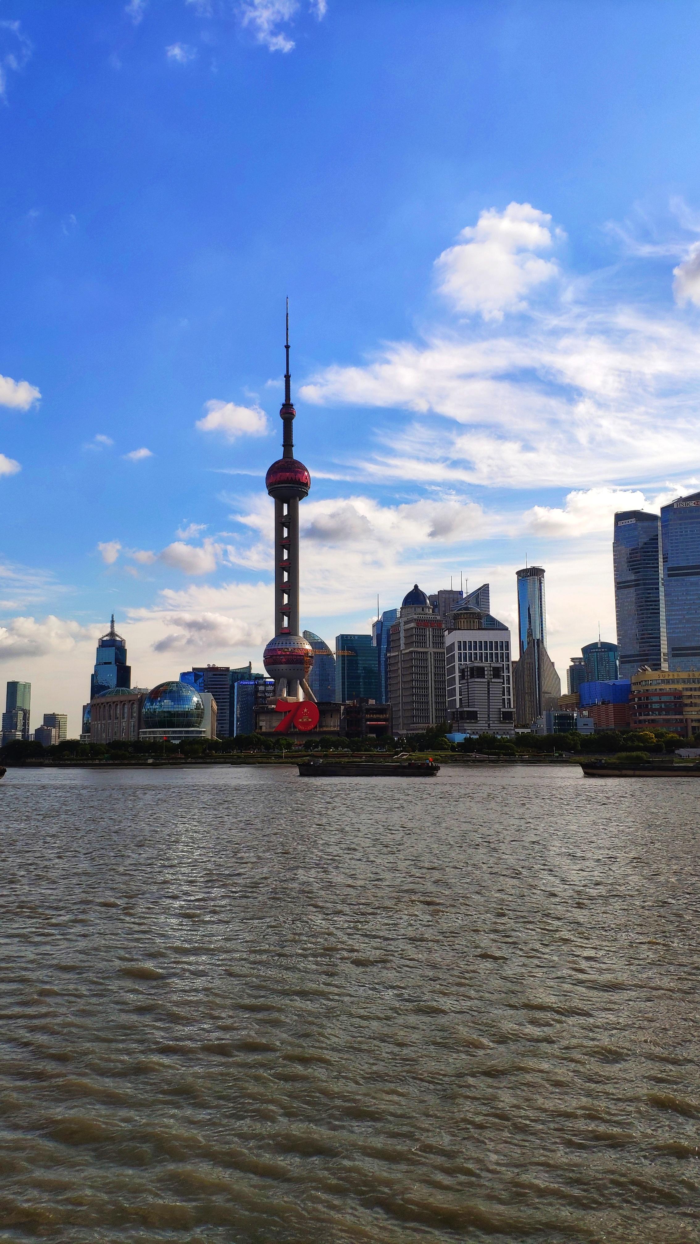 上海楼盘最新房价，与自然美景对话，寻找内心平静的旅程