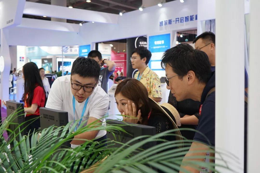 探索最新科技发展趋势的前沿领域，最新它揭秘未来科技风采