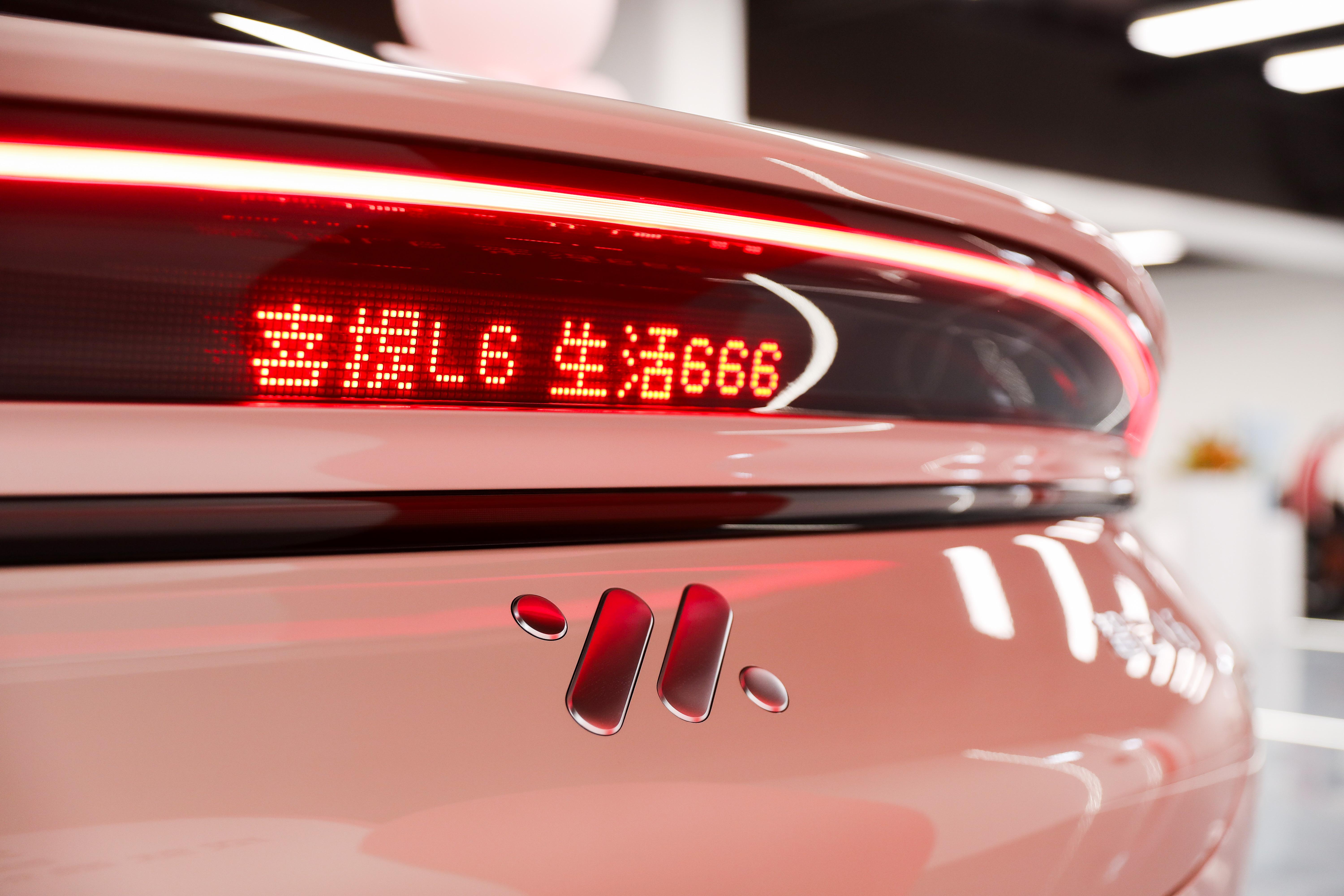 「潮流尖端独家揭秘，最新时尚具大赏，你绝对不能错过！」